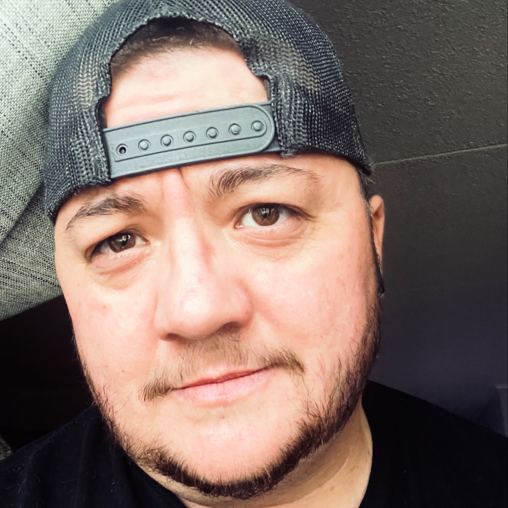 Eryk Ve, licensed massage therapist